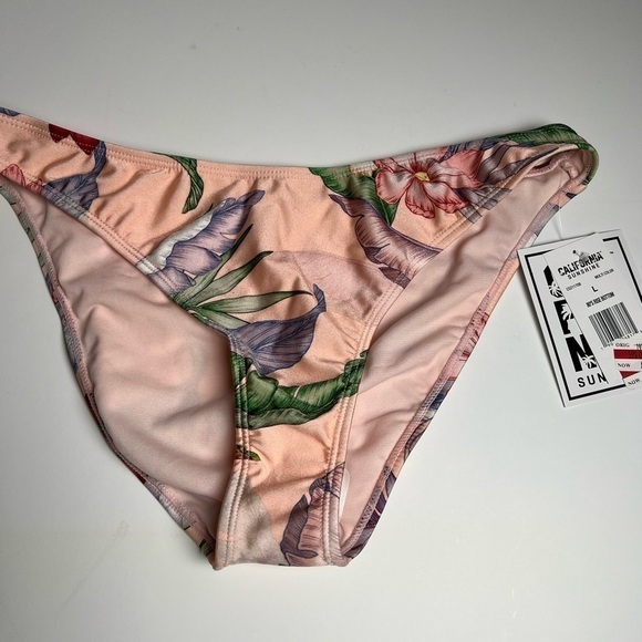CALIFORNIA Sunshine floral bikini bottom. NWT - Picture 1 of 5